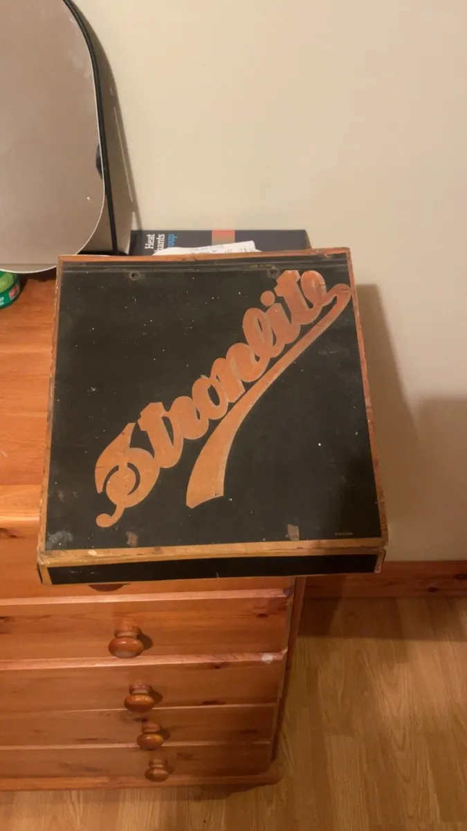 Vintage counter shop display - Image 2