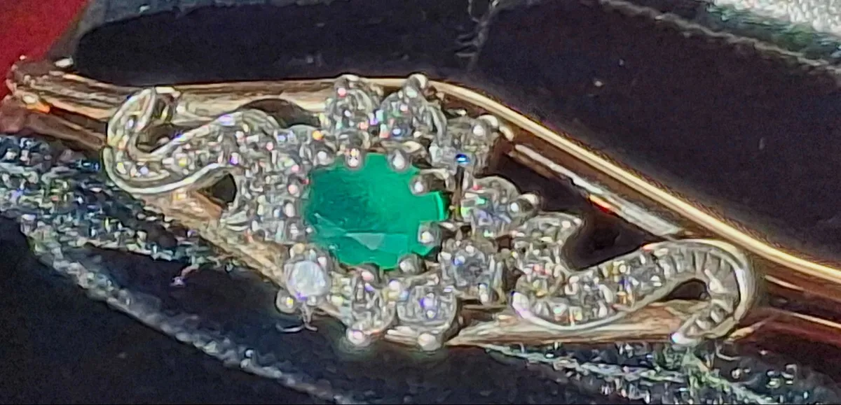 Vintage 9ct Gold Natural Emerald & Diamond ... - Image 4
