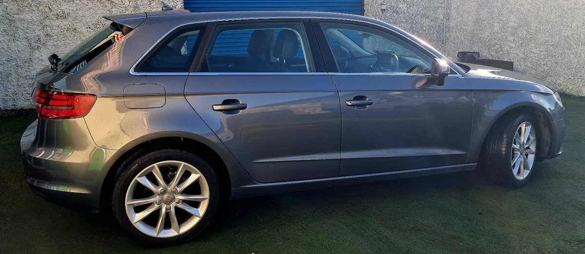 Audi A3 Automatic 1.6TDI LOW KM SPEC EDIT - Image 4