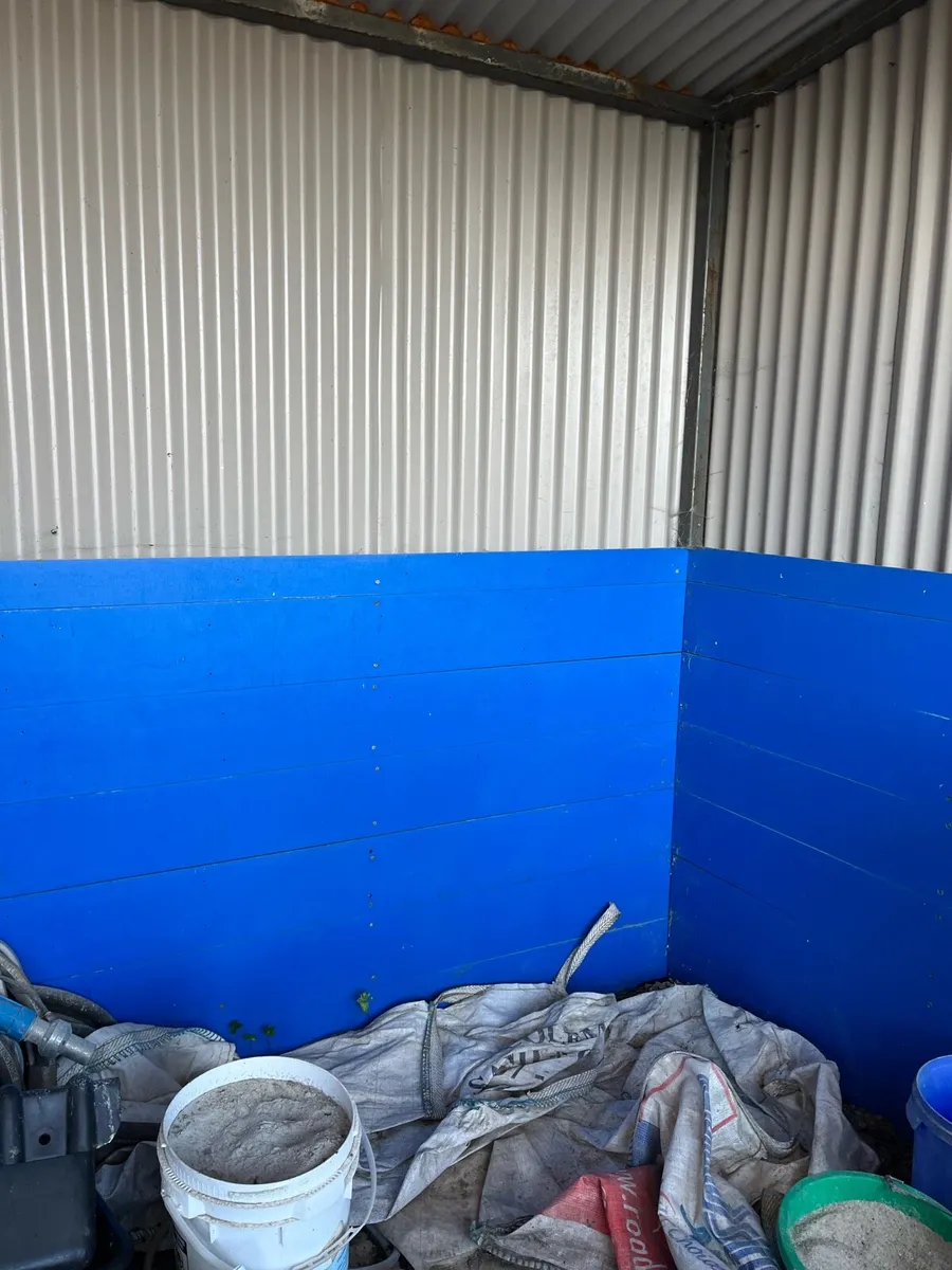 Stable Animal shelter - Image 4