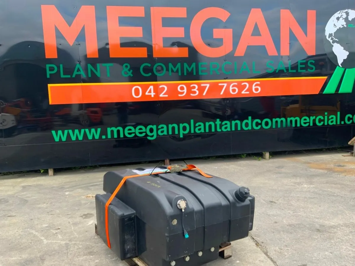 POWERSCREEN CRUSHER DIESEL TANK..1526k. - Image 1