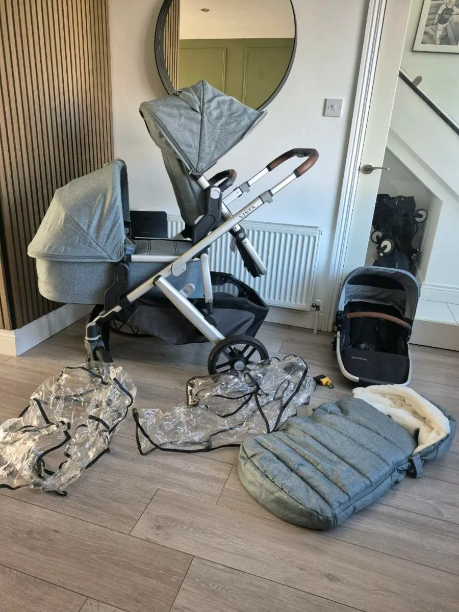 Uppababy V2 Vista Double - Image 1