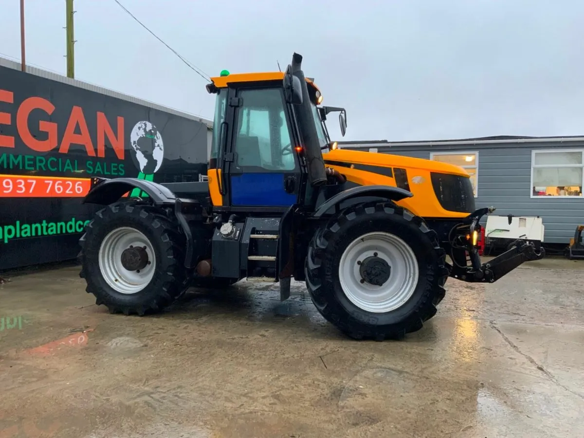 2009 JCB FASTRAC 2170....tractor...9734 hours. - Image 2