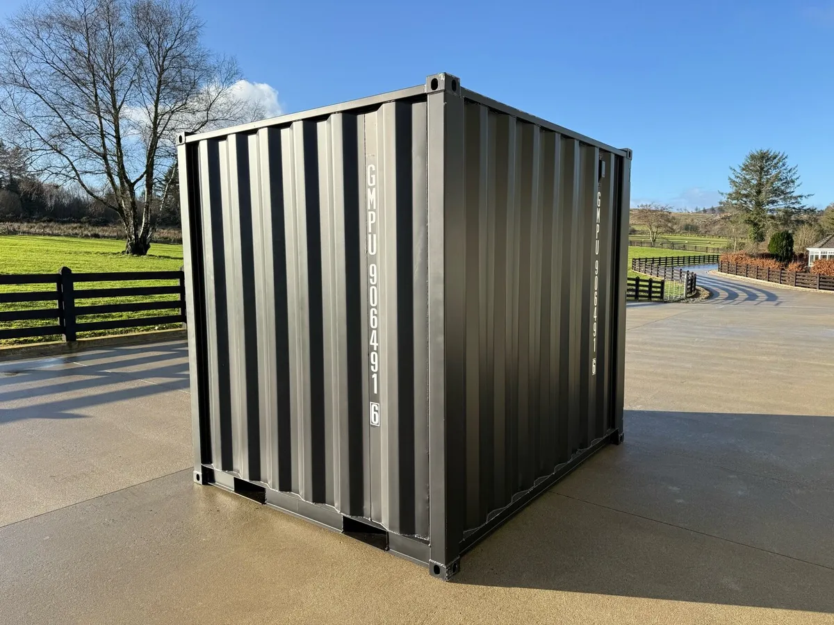 New unused 8ft storage container - Image 3