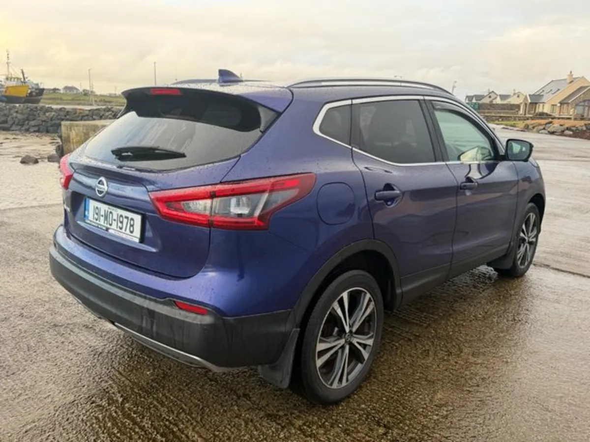 Nissan Qashqai 1.5 DCI 115PS N-connecta 5DR - Image 3