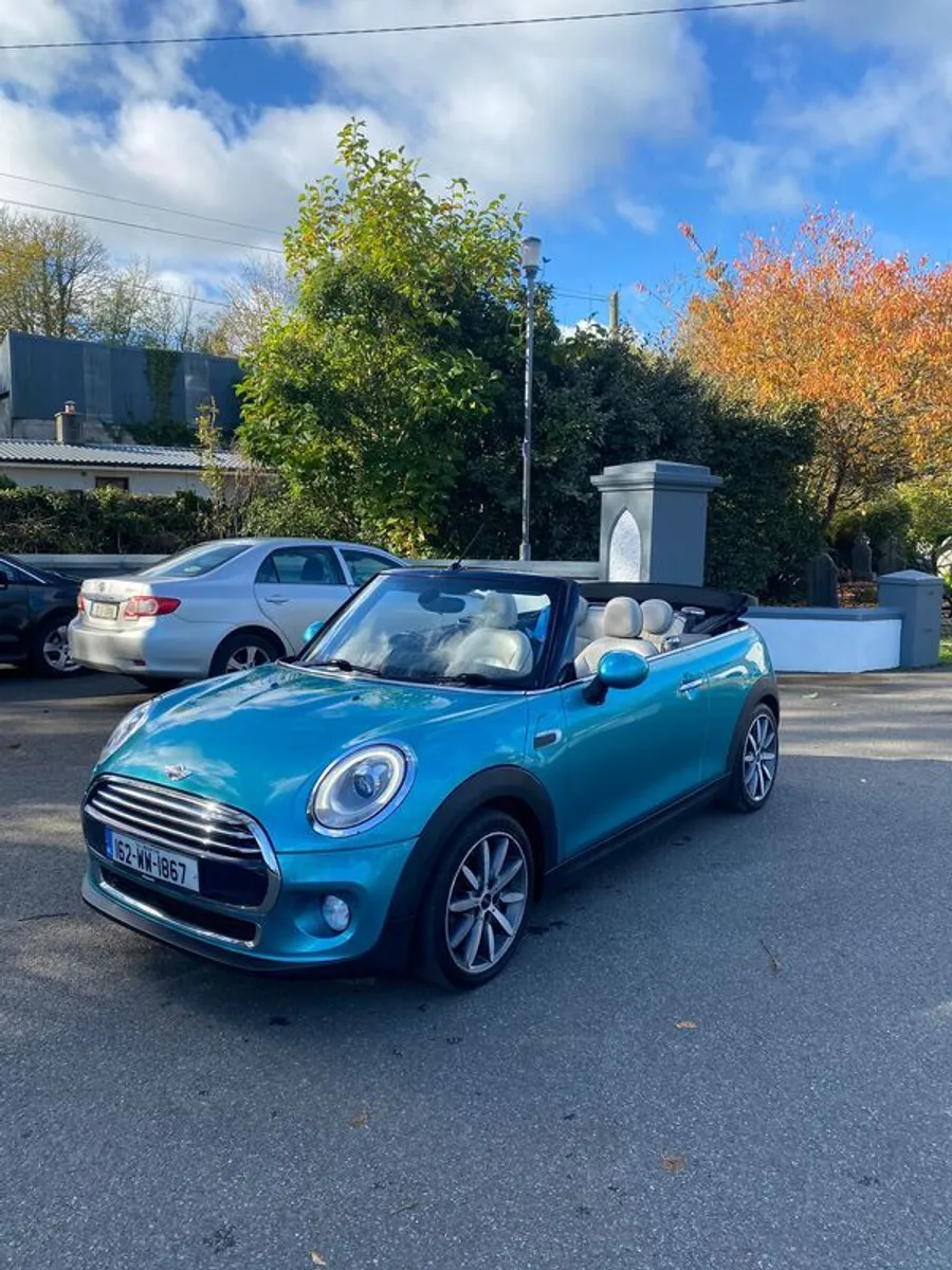 2016 MINI Convertible - Image 1