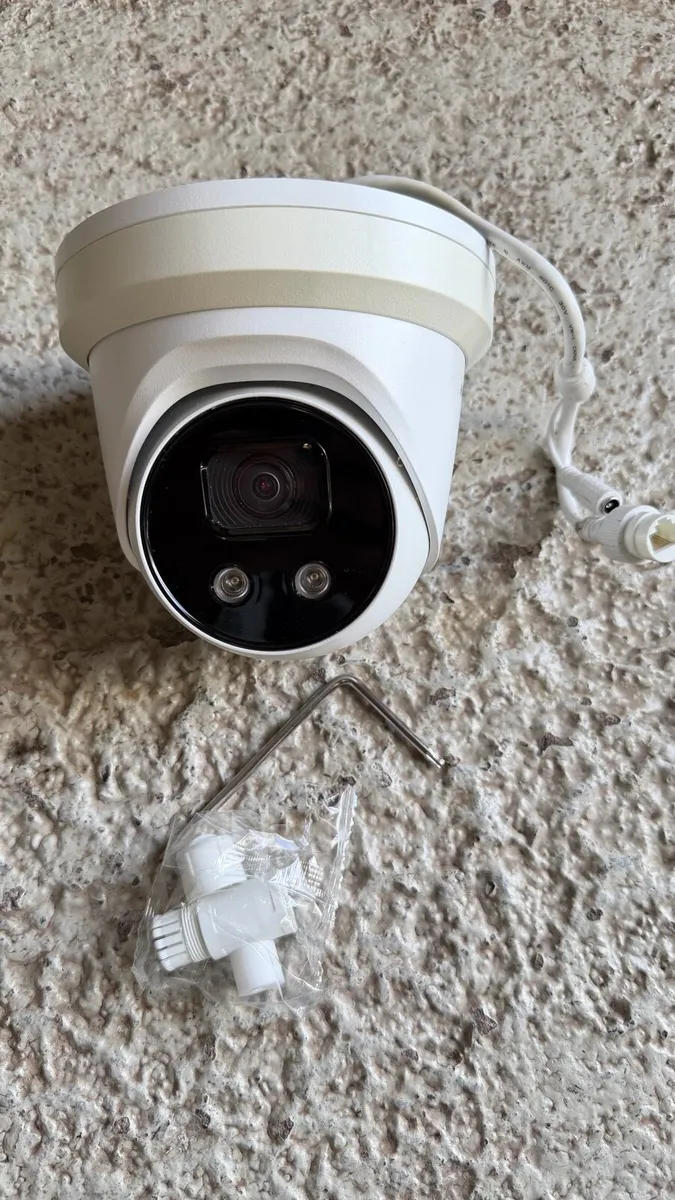 Hikvision 4K 8mp IP Camera - Image 1