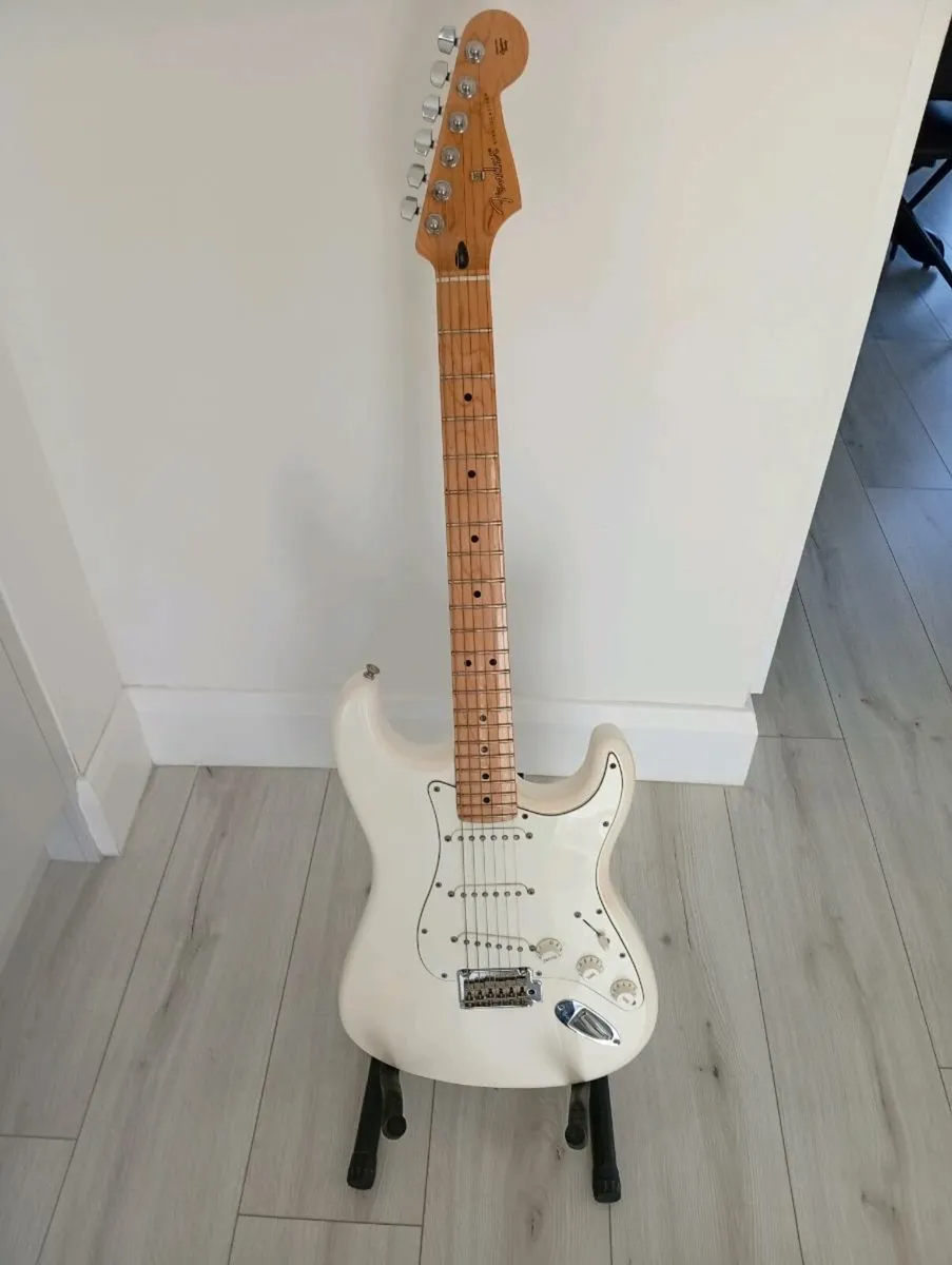 Fender Stratocaster - Image 1