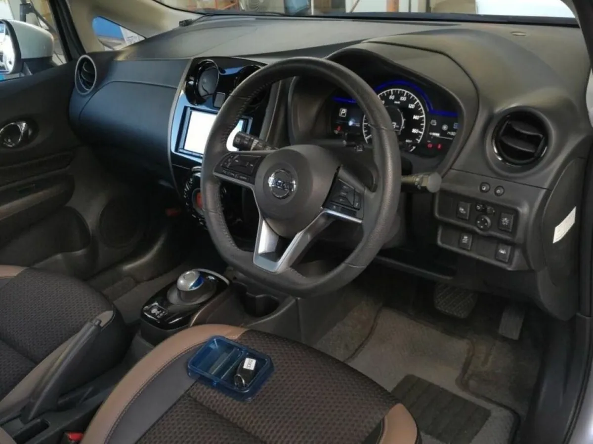 Nissan Note MEDALIST EDITION - HYBRID E-POWER - BL - Image 3