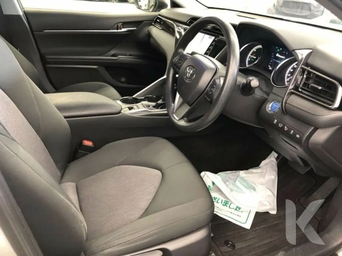 Toyota Camry HYBRID - CRUISE CONTROL - REVERSE CAM - Image 3