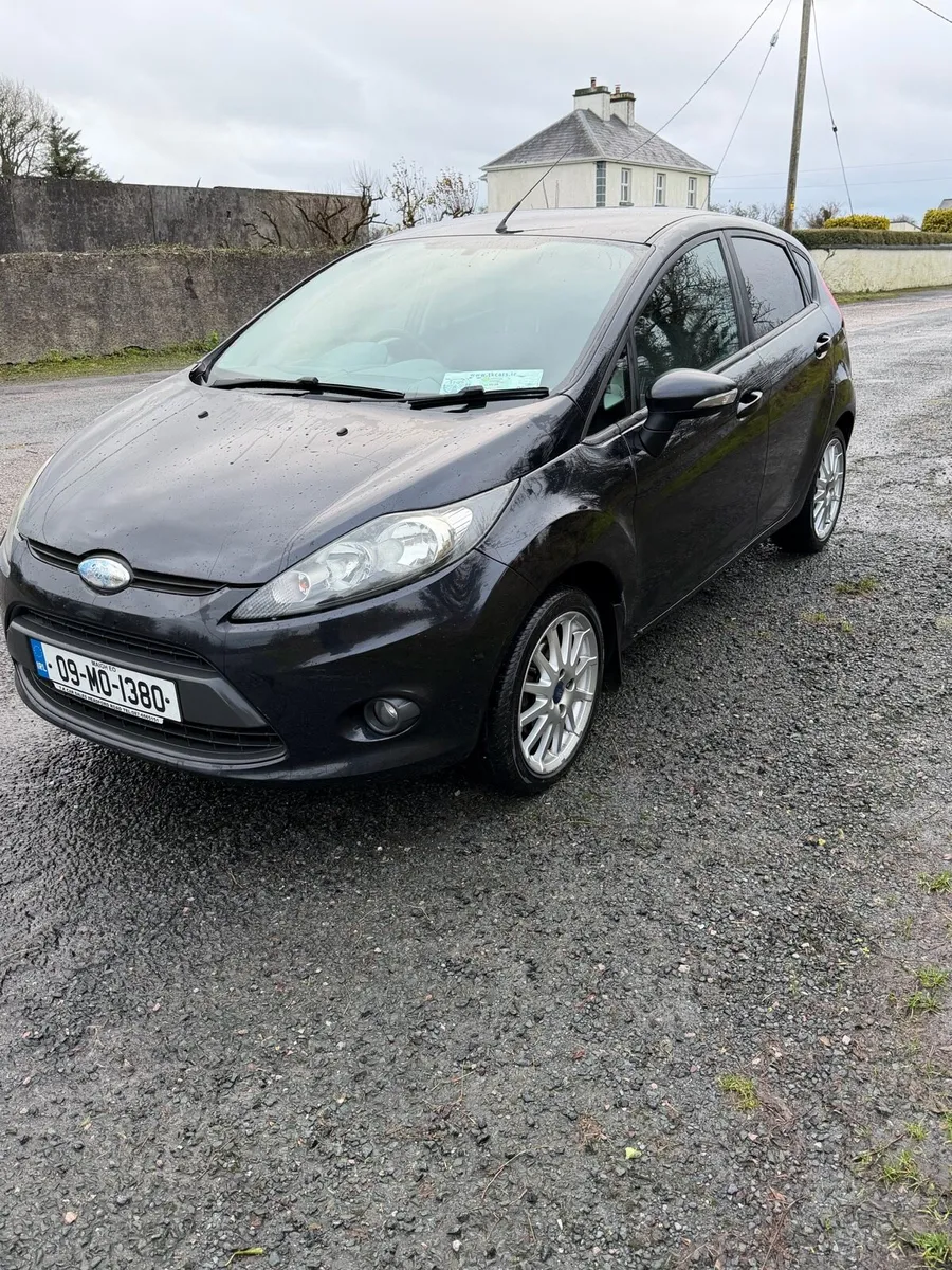 Ford fiesta - Image 4