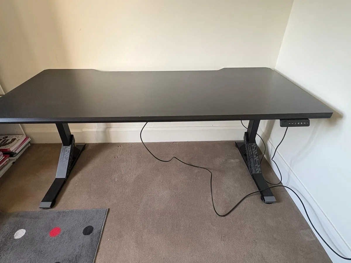 Office/Home desk - Image 1