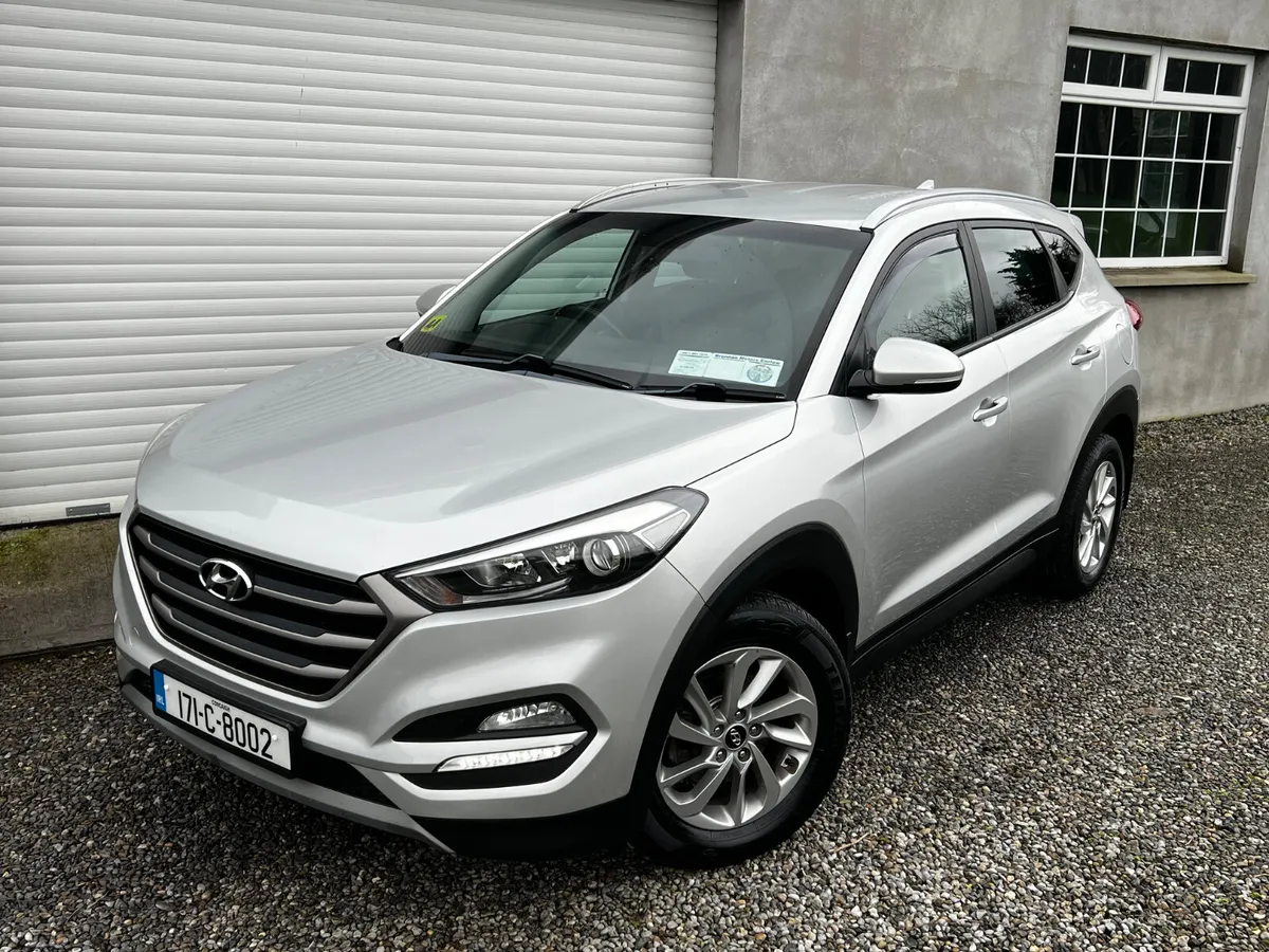 2017 Hyundai Tucson 1.7 CRDi Executive - Image 2