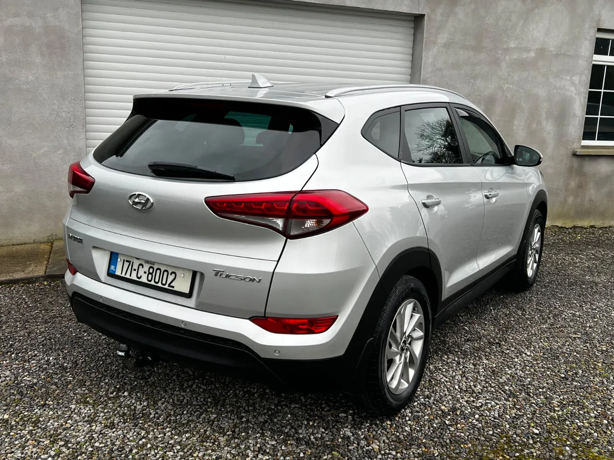 2017 Hyundai Tucson 1.7 CRDi Executive - Image 3