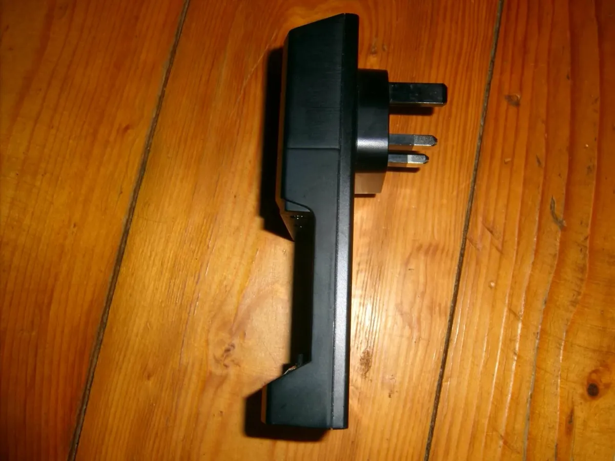 battery charger - Image 2