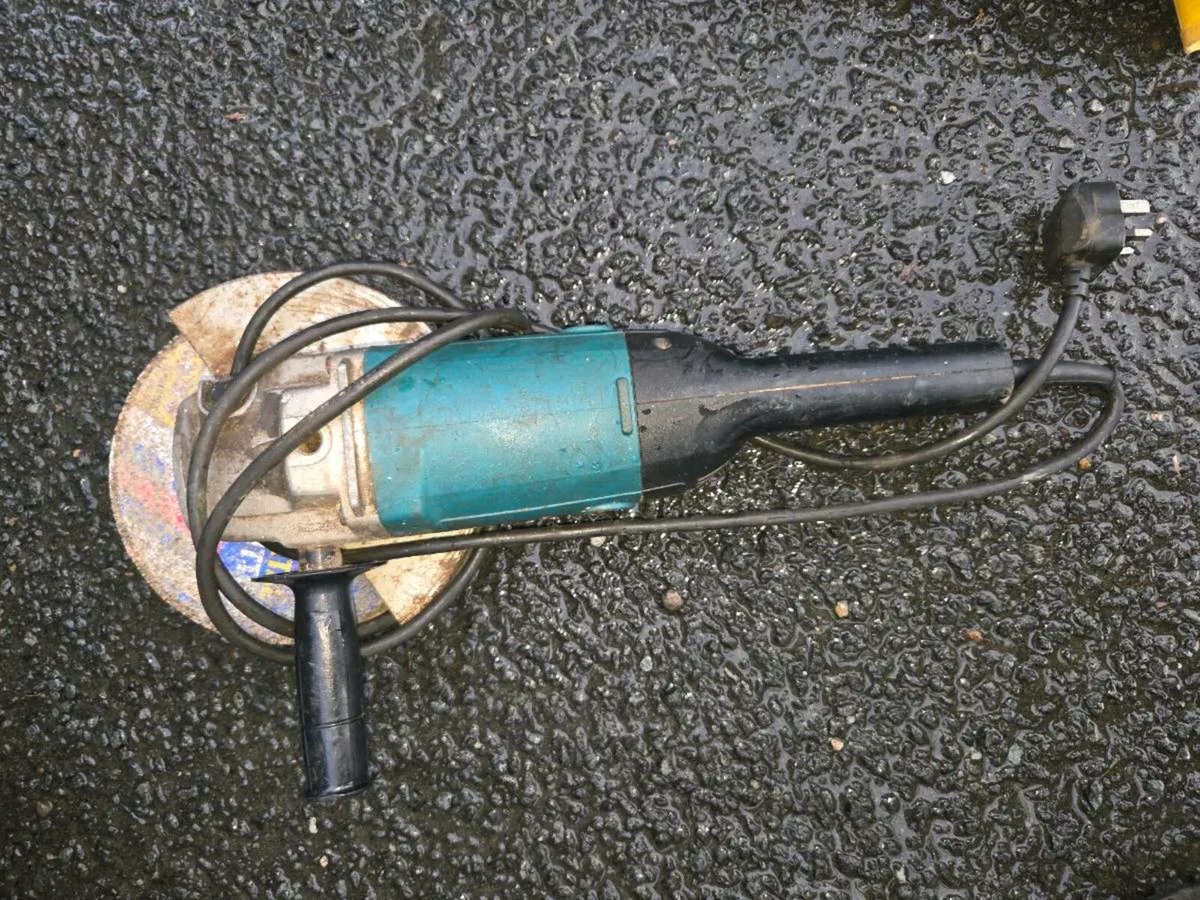 Angle grinder and recuperating saw - Image 2