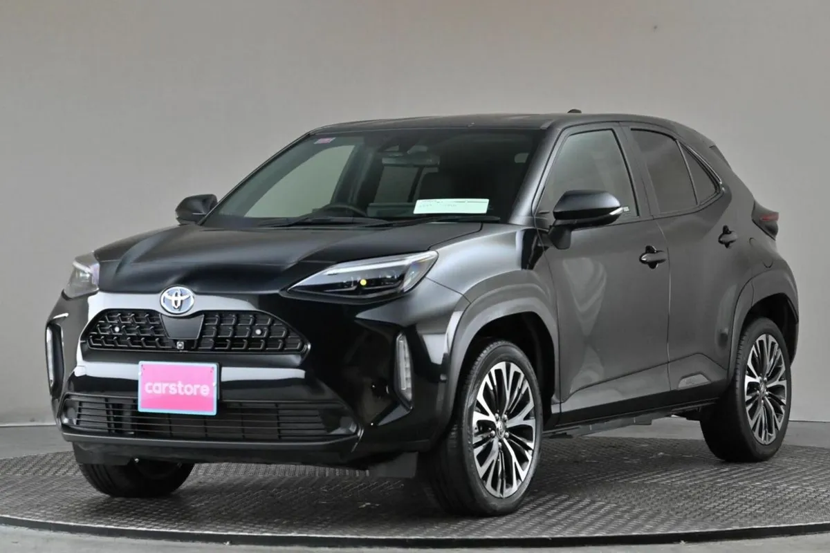 Toyota Yaris Cross 1.5 HYBRID **360 PAN CAM**9"AND - Image 3