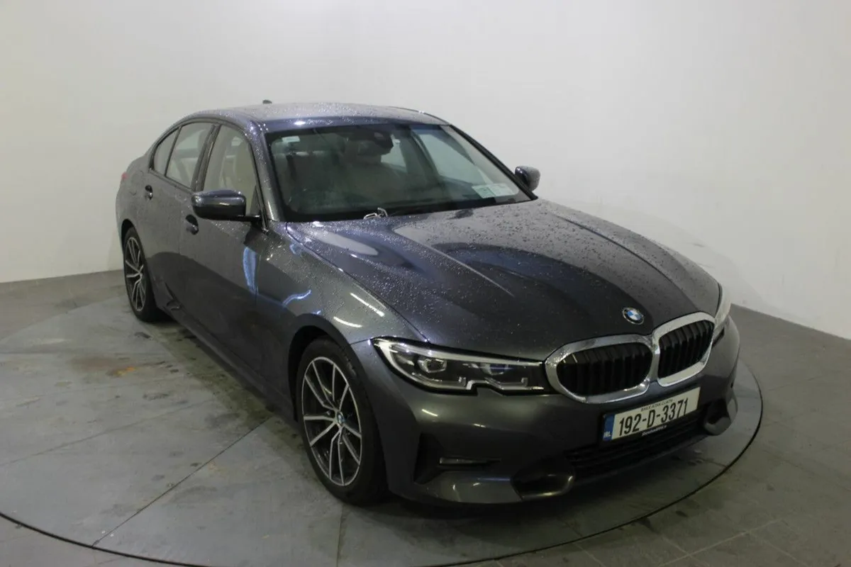 BMW 3-Series 318d Sport A - Image 1