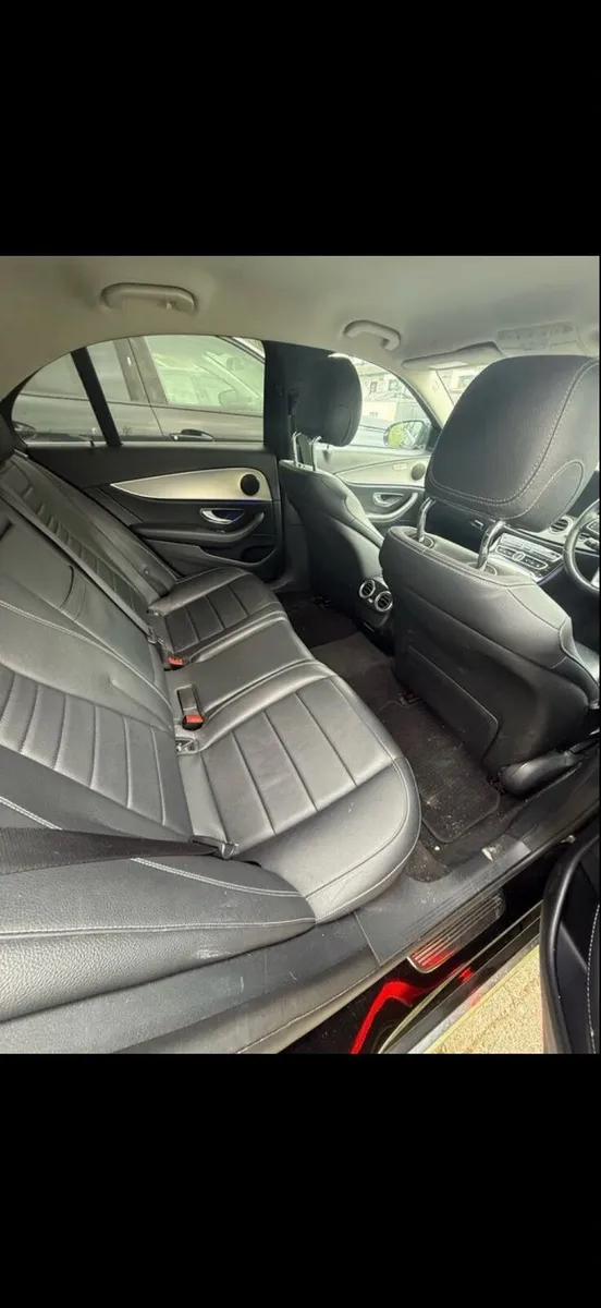 Mercedes-Benz E-Class 2017 - Image 4