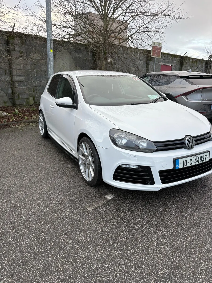 Volkswagen Golf - Image 4