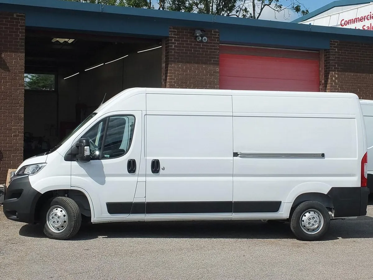 2024 Citroen Relay High Roof Panel Van - Image 1