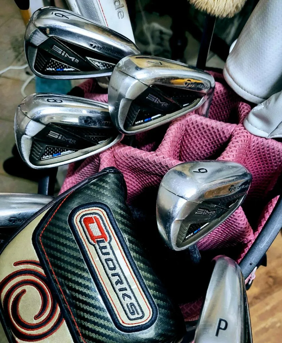 Set of Taylormade ladies Golf Clubs - Image 3