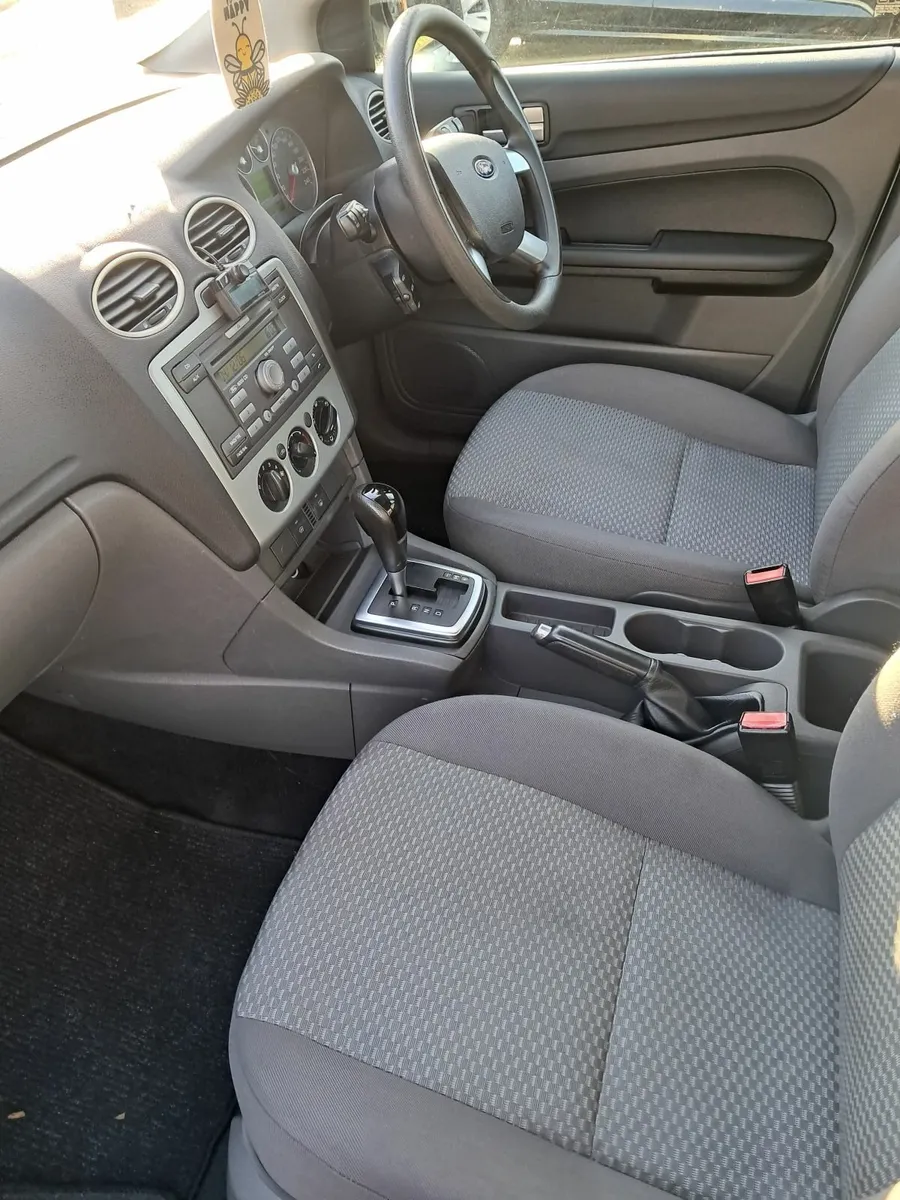 Ford Focus 2007 - Image 2