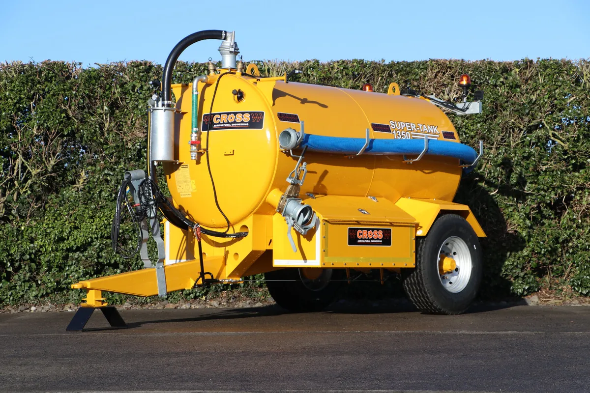 1350 Cross Tanker - Image 1