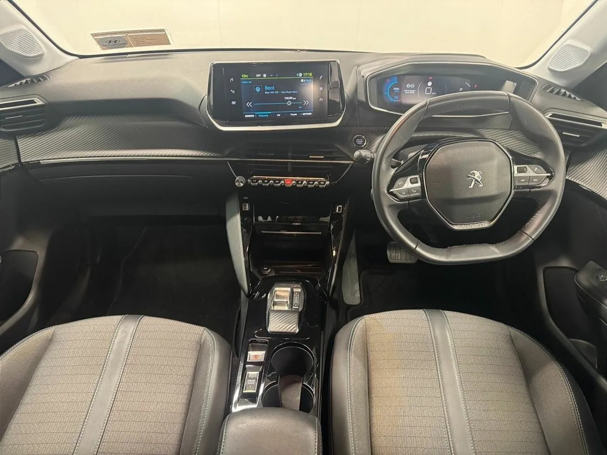 Peugeot 208 Electric 136bhp (50 kWh) Allure Pack - Image 4