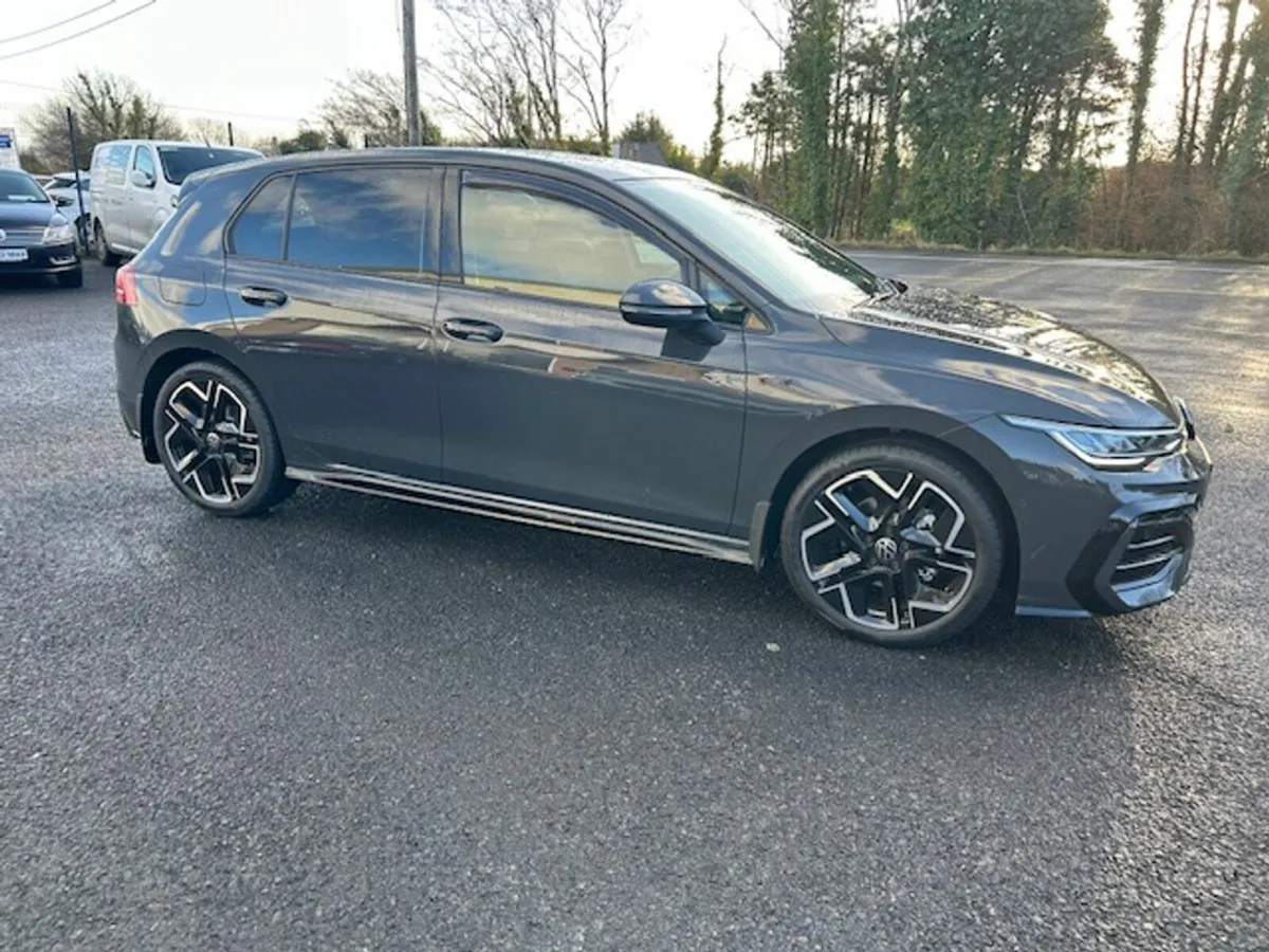 Volkswagen Golf GOLF R-LINE 2.0 TDI 150HP Urano Gr - Image 1