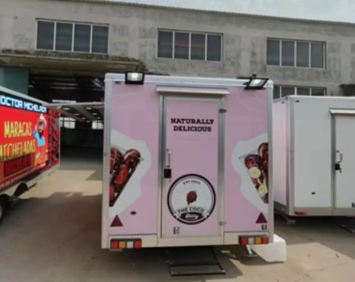 Brand new 3M ice cream trailer all equipped inc - Image 4