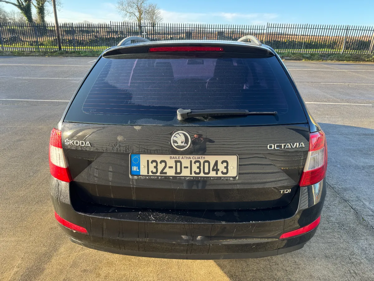 2013 SKODA OCTAVIA AMB COM ESTATE FOR AUCTION - Image 4