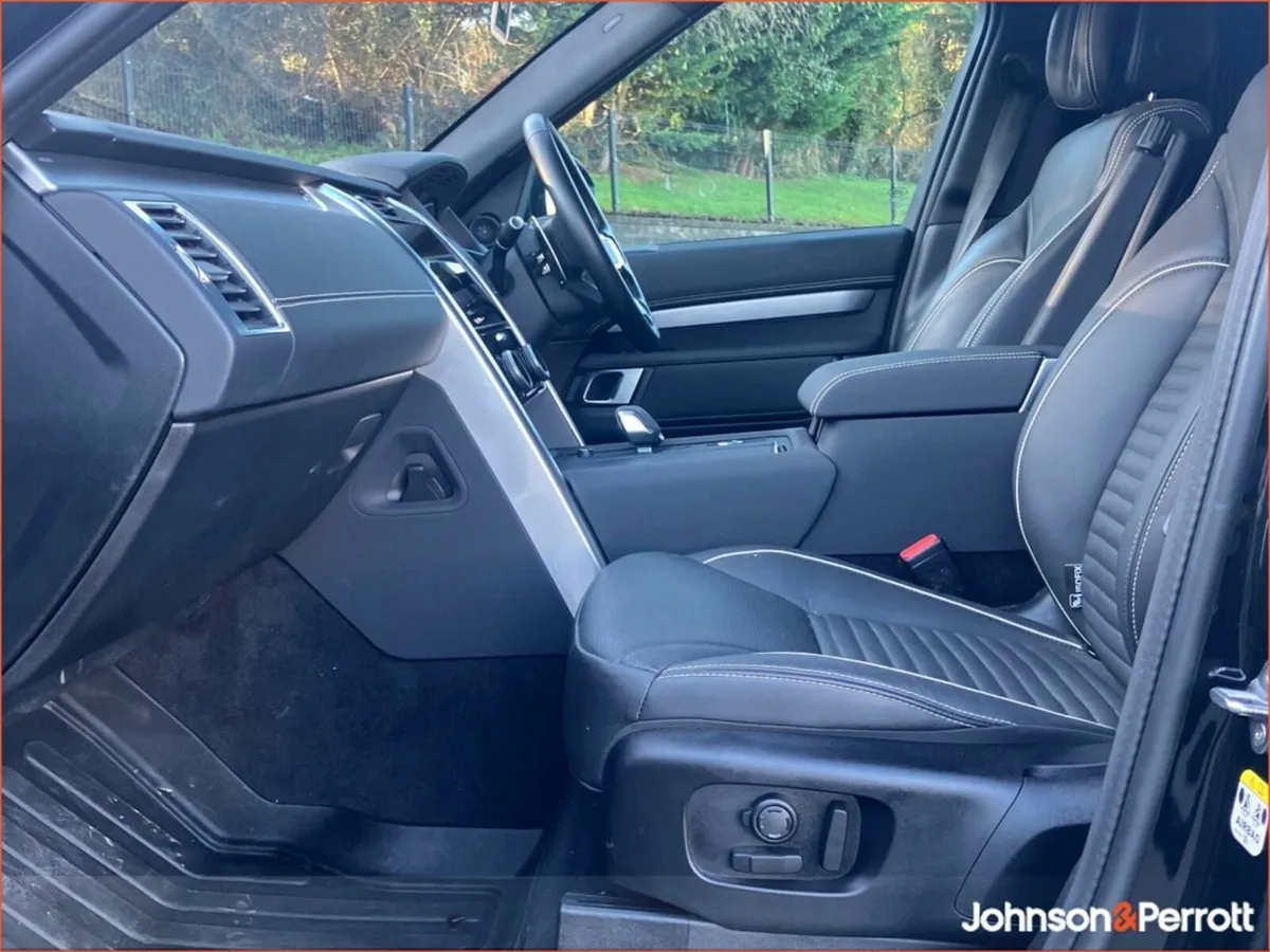 Land Rover Discovery DISCOVERY 3.0 SD6 DYNAMIC H 5 - Image 4