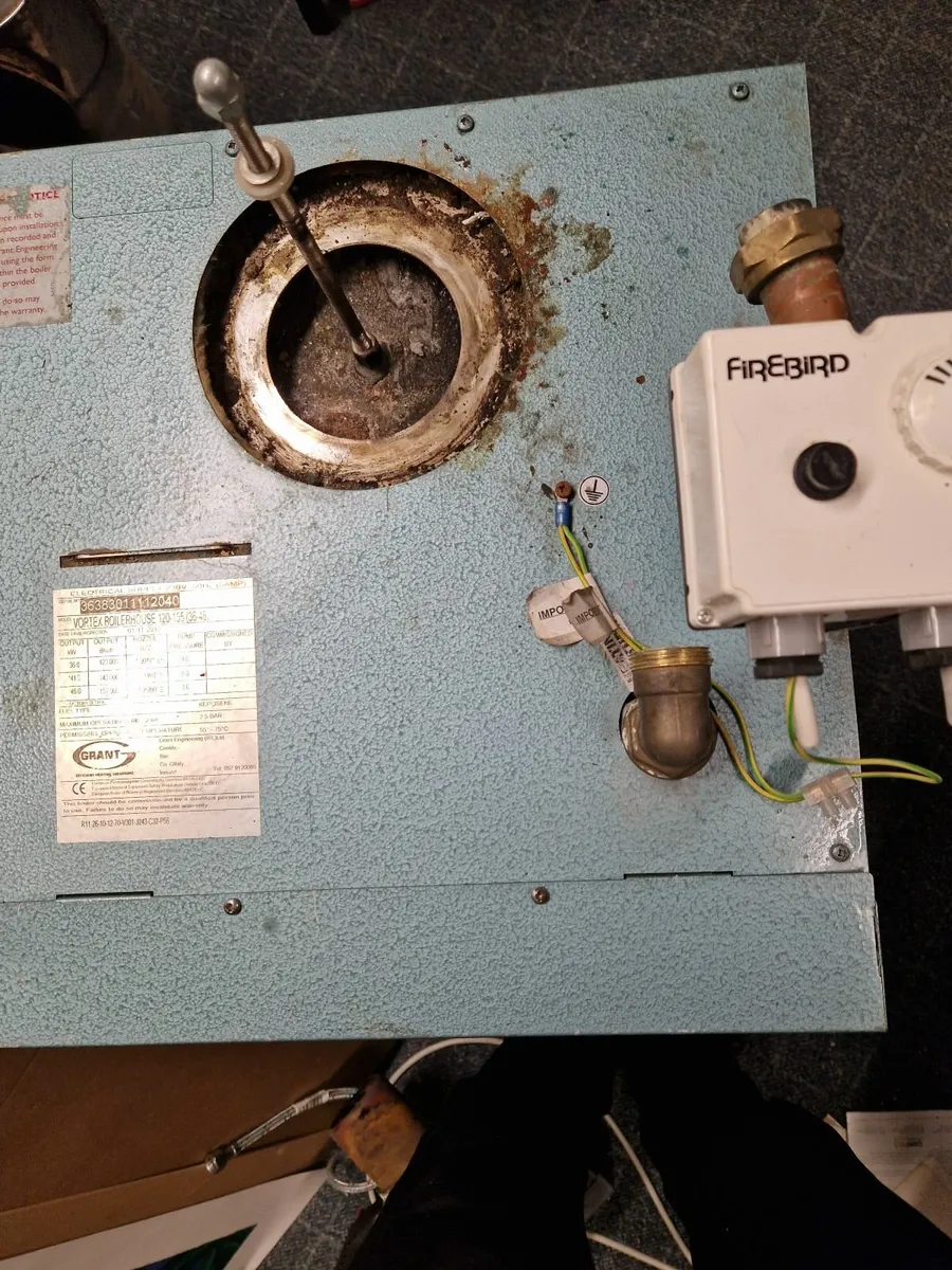 Grant Heating Oil Boiler - Image 1