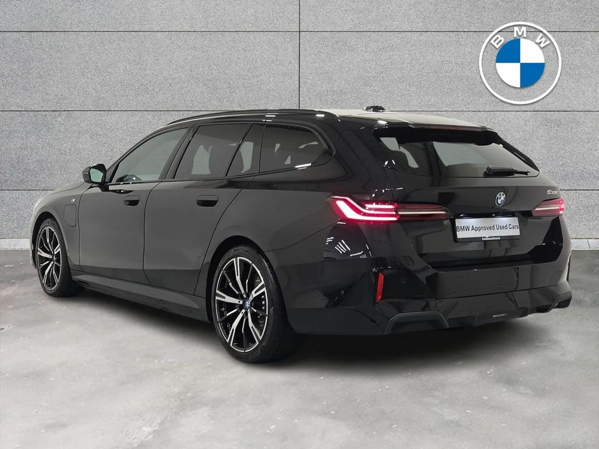 BMW 5-Series 530 E M Sport Auto  530 e M Sport  53 - Image 3
