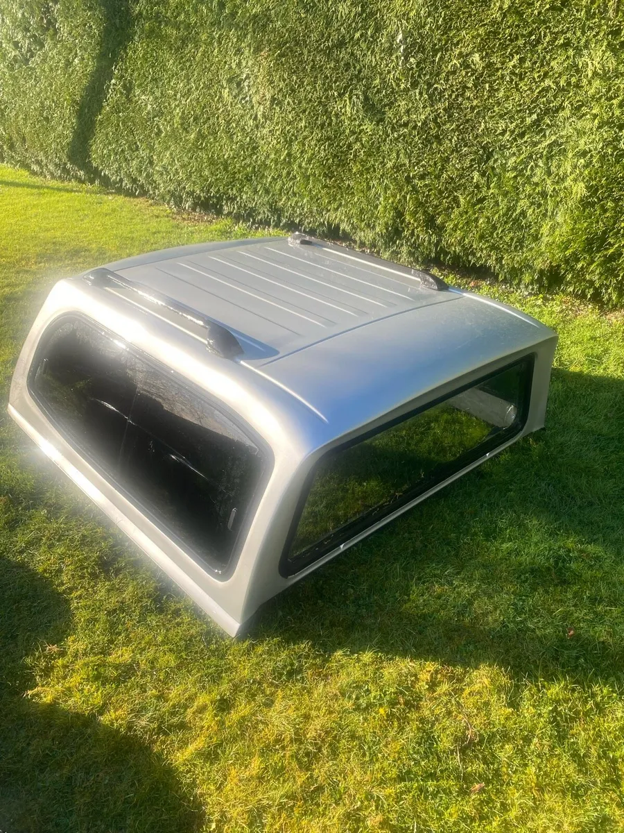 Toyota Hilux Canopy and Alloys - Image 2