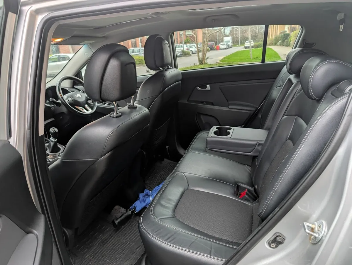Kia Sportage 2012 - Image 4