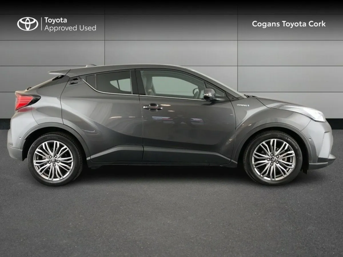 Toyota C-HR C-HR 1.8 HYBRID SOL - Image 3