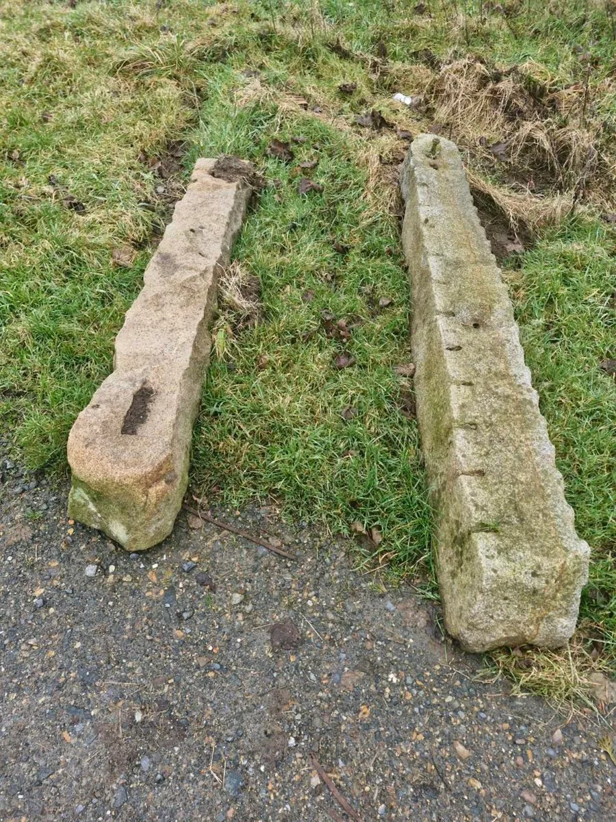 Granite Piers - Image 1