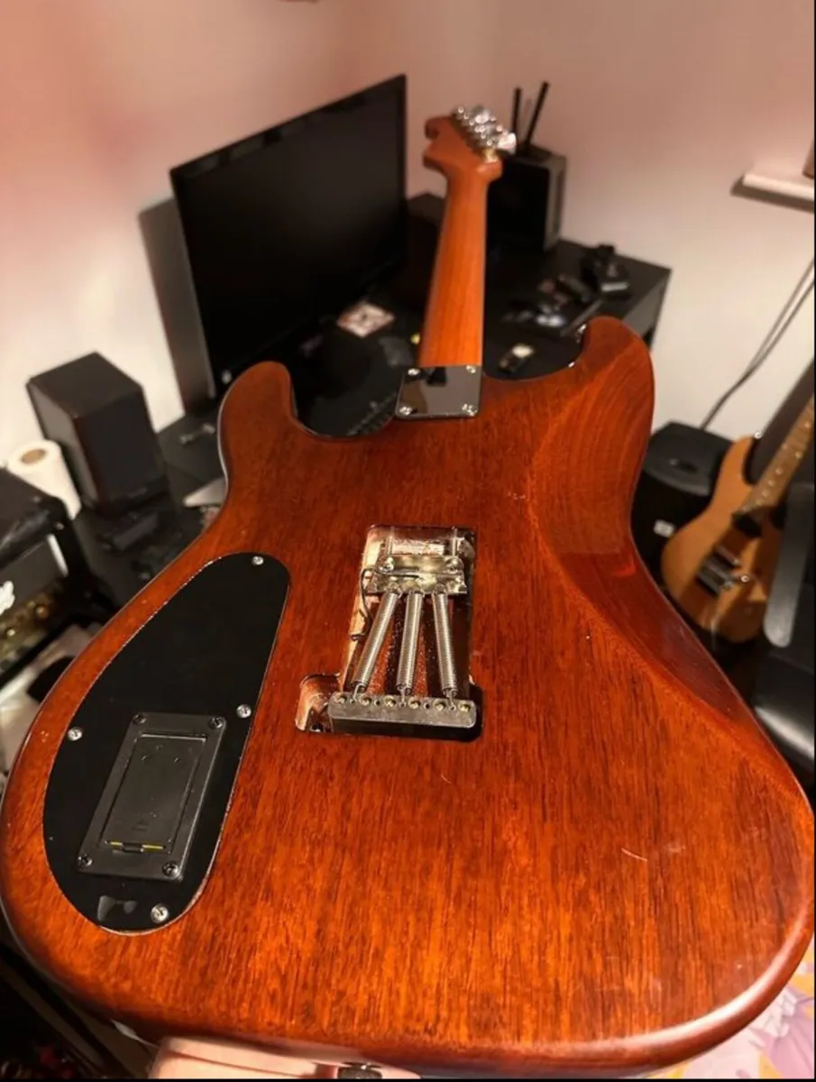 US custom guitars full honduras mahogany high spec - Image 2