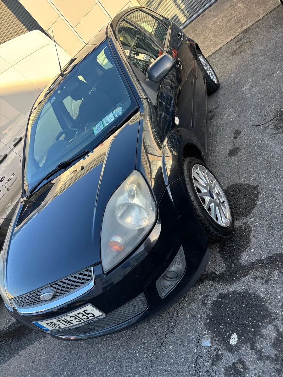 Ford Fiesta 1.4 Diesel - Image 4