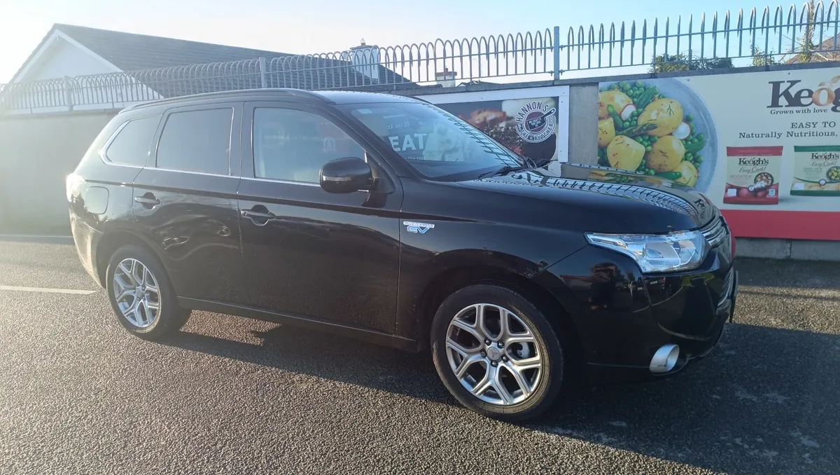 Mitsubishi Outlander 2014 - Image 1