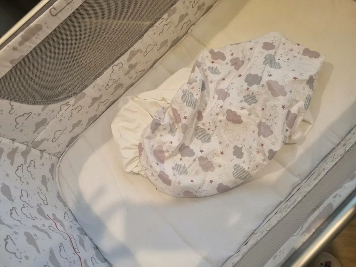 Babylo Next to me Crib - Image 4