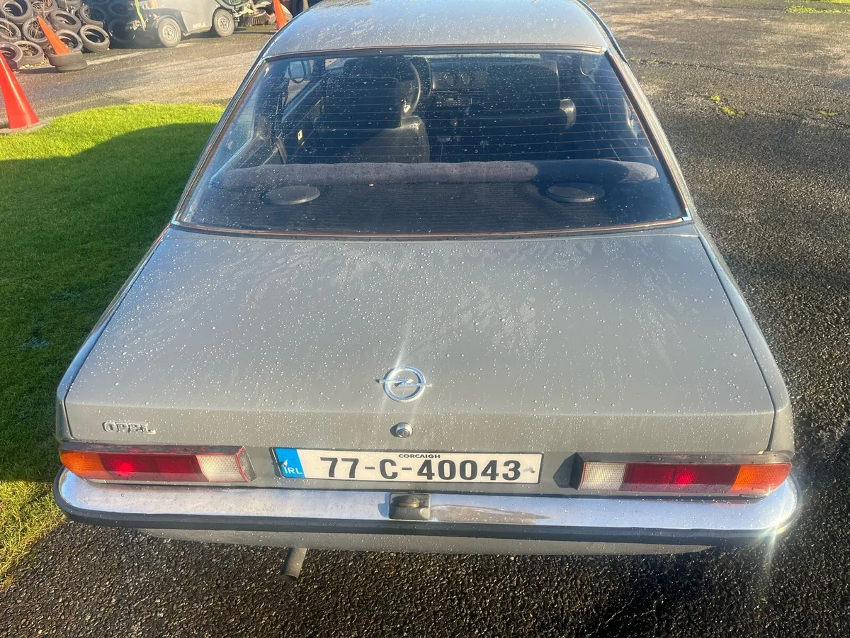 Opel Manta B - Image 4