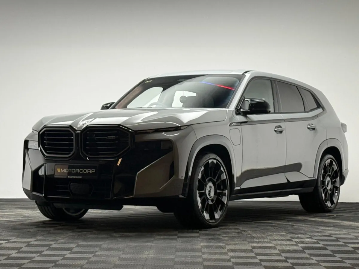 BMW XM XM 50E NARDO GREY - Image 3