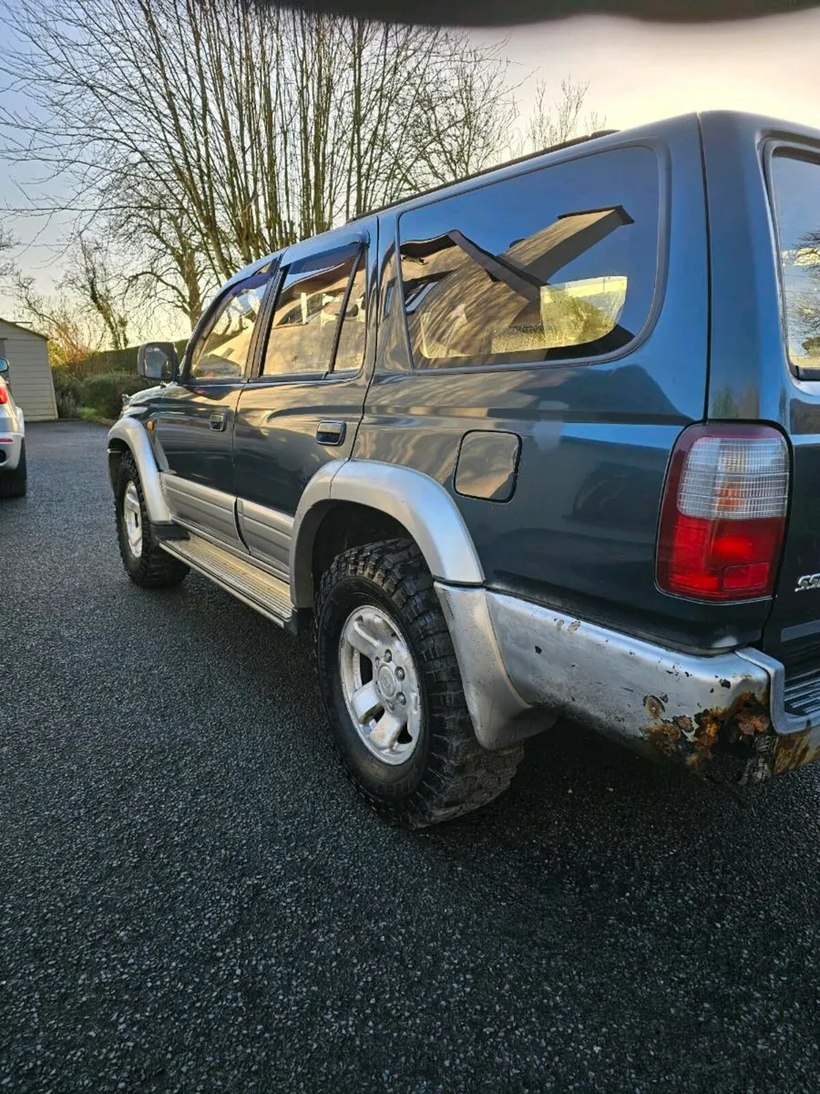 Toyota hilux surf 1996 - Image 2