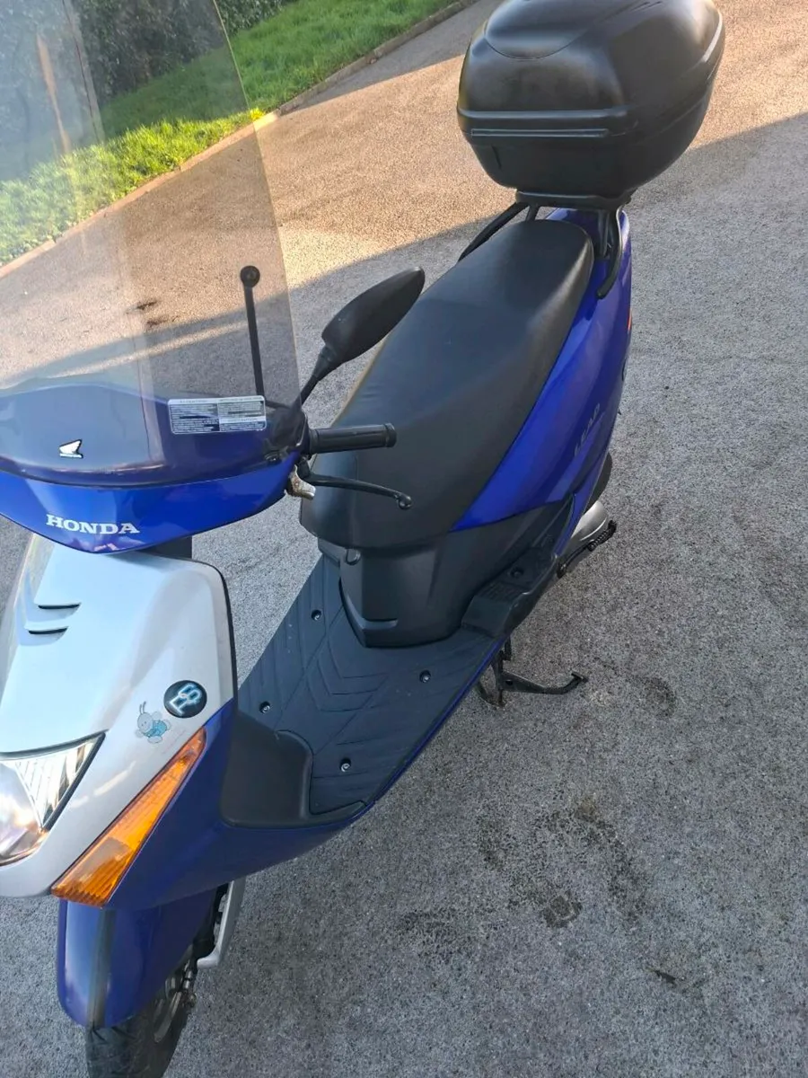 2006 HONDA LEAD 110CC - Image 1