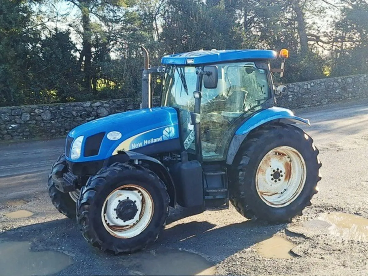 2005 New Holland TS115A (8196 Hrs) - Image 1