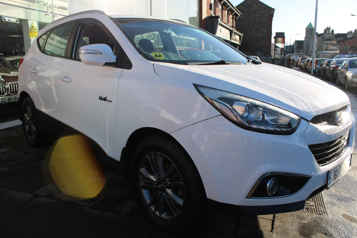 Hyundai ix35 1.7 EXECUTIVE 2016 - Image 2
