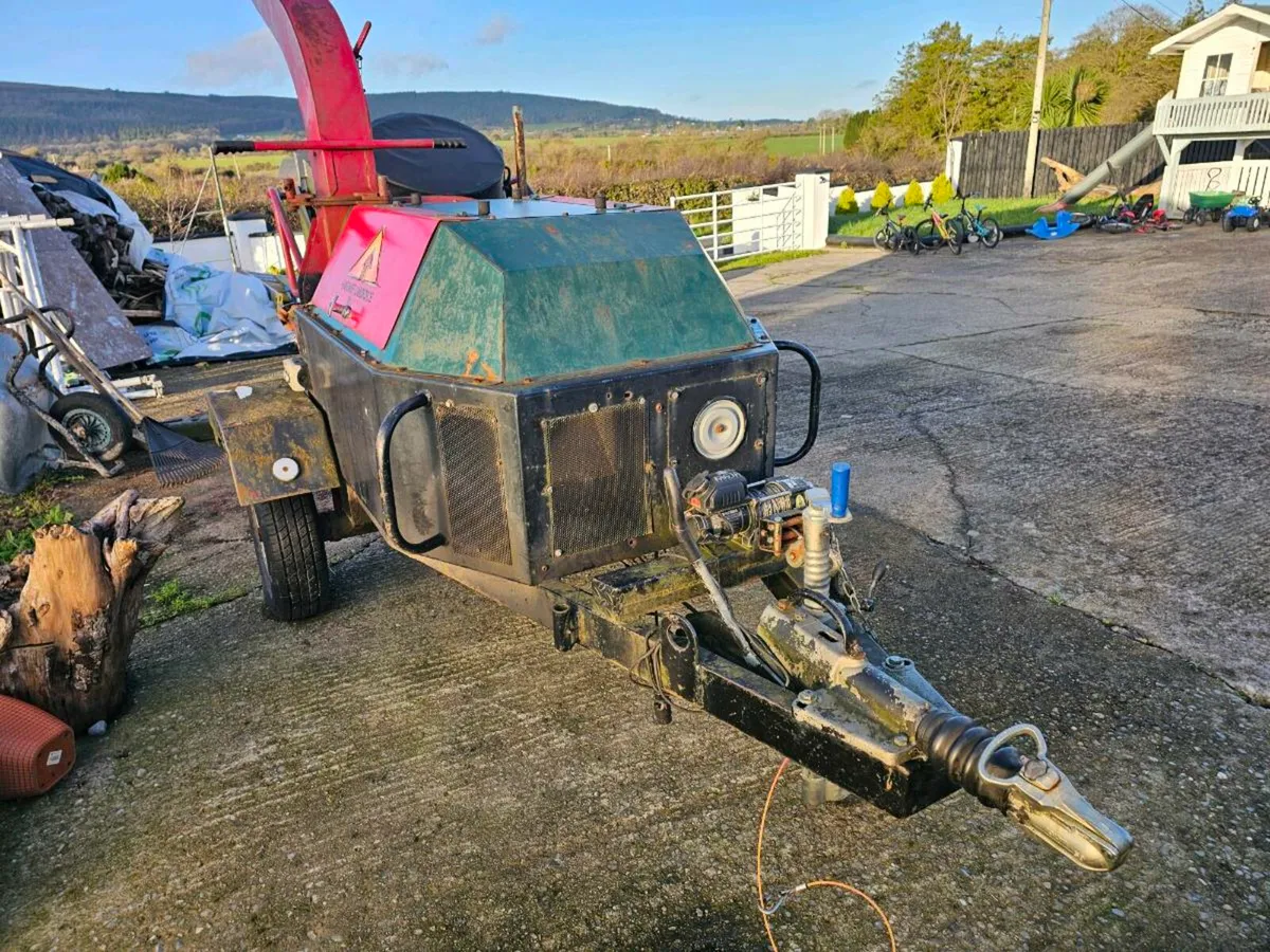 Wood chipper 20inch ,42-horse break power - Image 2